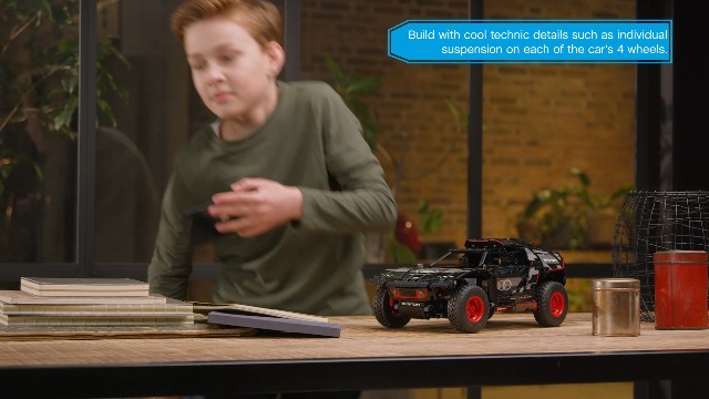 1:30 Scale RS Q E-tron Model Car Building Kit - 367 Pcs Blocks With Free Wheel, Sports Car Toy