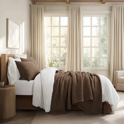 Image of EVERGRACEHOME Cotton Coverlet Set King Size 3 Pieces, Lightweight Soft Ribbed Matelasse Bedspread Quilt Set, Cozy Oversized Quilted Bedding Set with 2 Pillow Shams for All Seasons, Sienna Brown