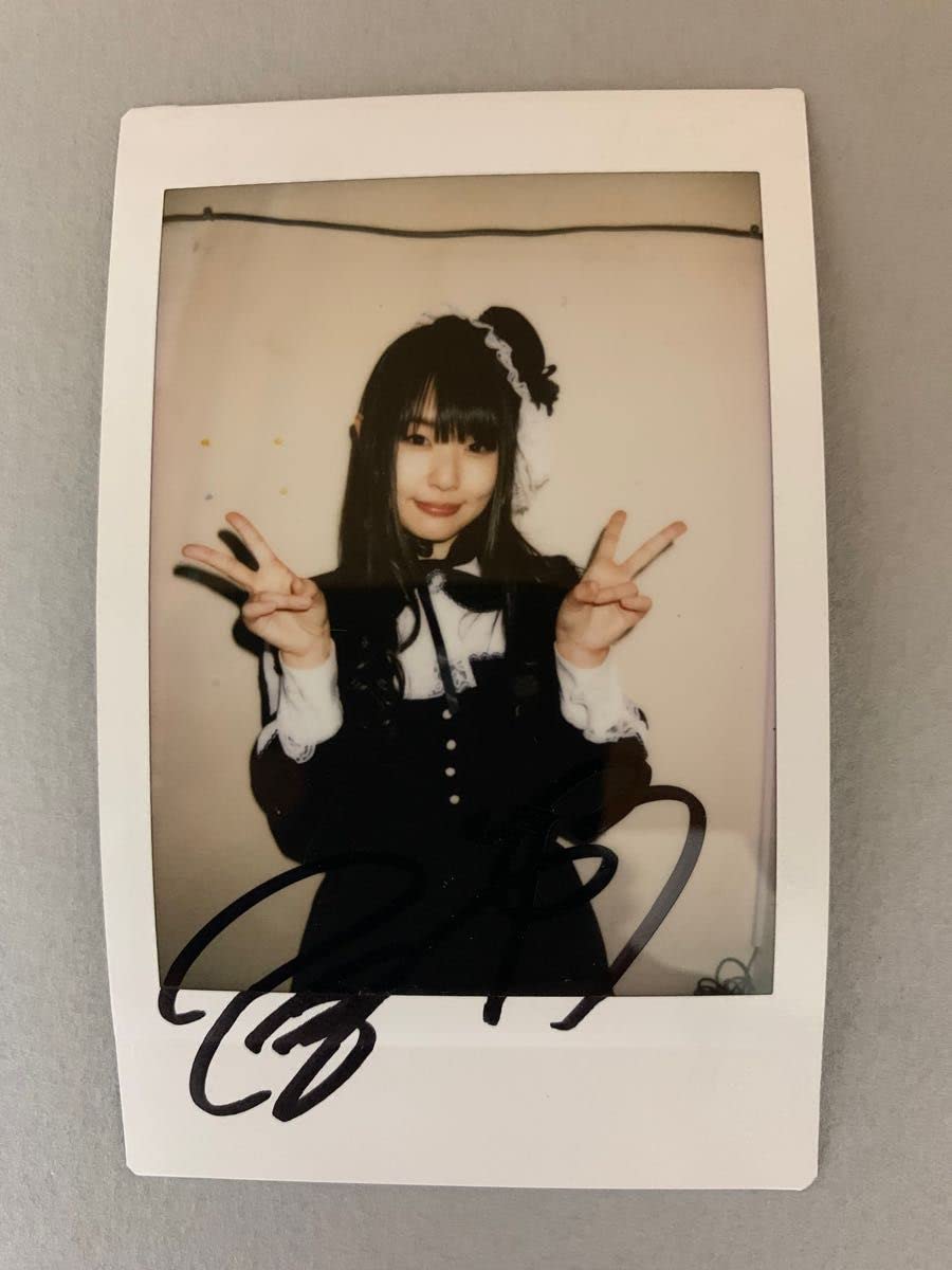Amazon.co.jp: つぼみ直筆サイン入り生チェキ : おもちゃ