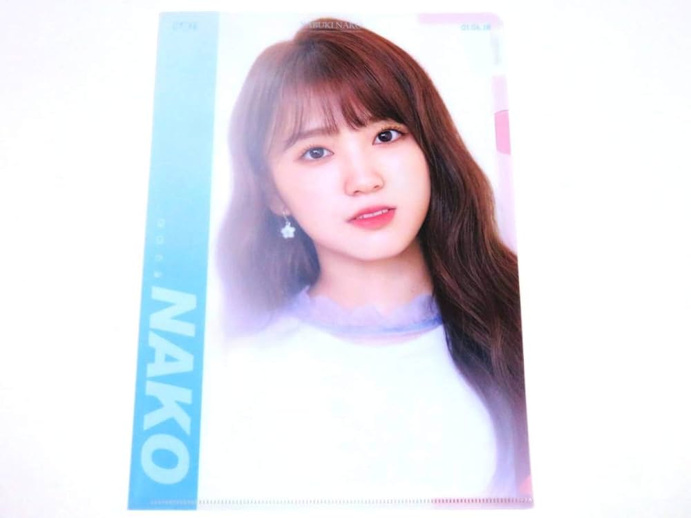 今日限り値下げ！アイズワン Bloomiz 矢吹奈子 サイン IZ*ONE BLOOM*IZ I*WILL Ver 矢吹奈子サイン入り - メルカリ