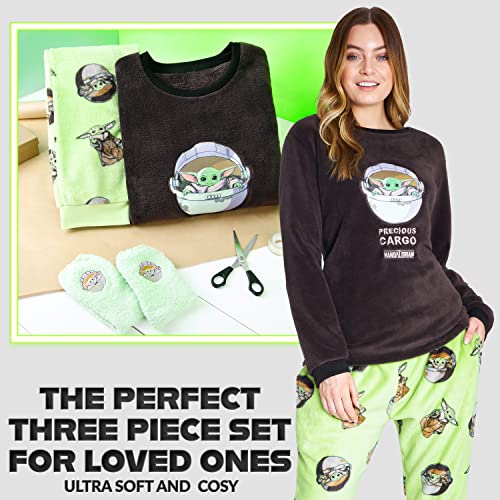 Image of Disney Womens Pyjamas, Fleece Loungewear and Fluffy Socks Stitch Gift Set (Standard, S, Green Mandalorian)