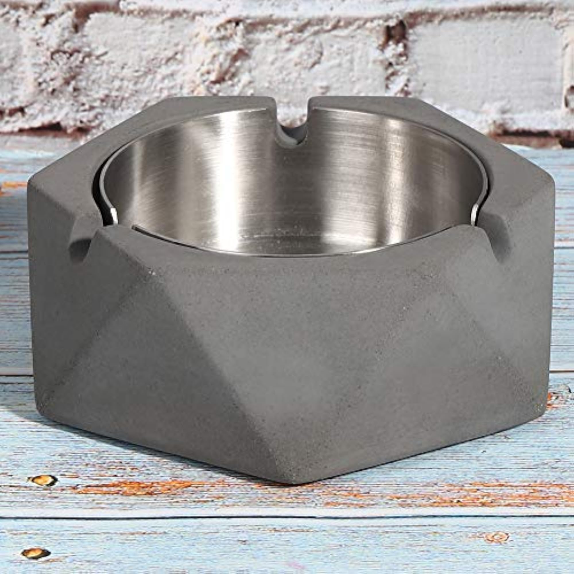 Nordic Style Stainless Steel Geometric Ashtray