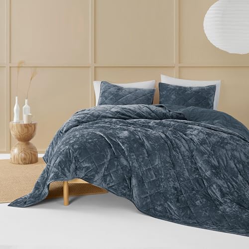 Image of Wonderful Luxury Velvet Blue Quilt Set King, Diamond Stitch Pattern Bedding, Lightweight Ultra-Soft Skin-Friendly, All-Season, Versatile as Comforter /Bedspread for Adults Teens Kids Bedroom,106 inchx94 inch