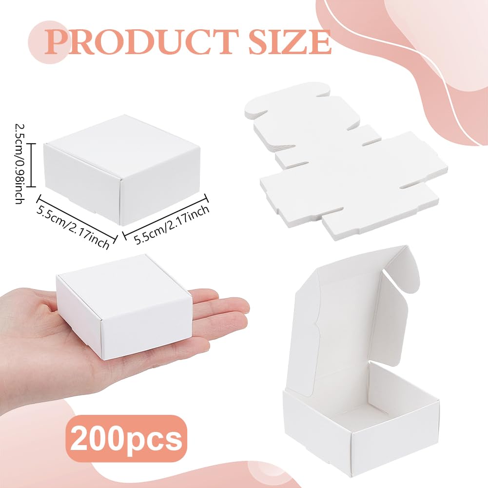 PH PandaHall 200pcs Boîte Cadeau Kraft, 5.5x5.5x2.5cm Boîtes en Carton Blanc pour Bijoux Boîtes d'Emballage Cadeau Pliantes pour Stockage DIY Artisanat Bracelets Bijoux