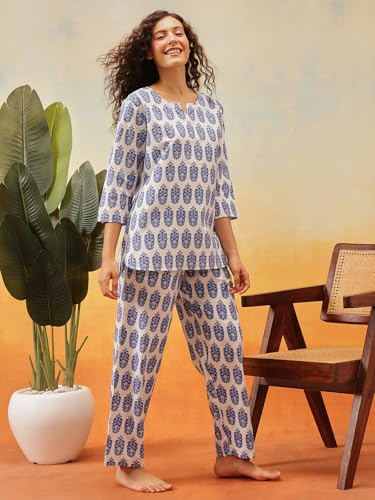 Image of Clovia Women Pants Set