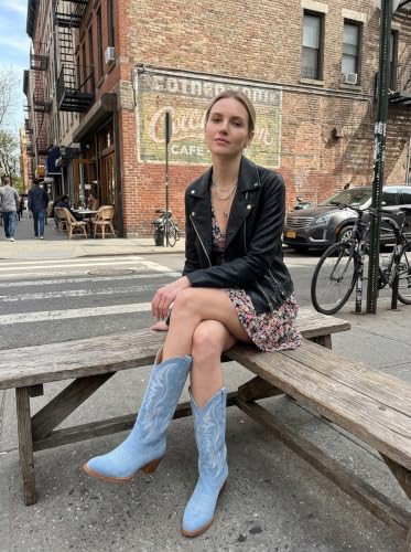 Image of Women's Mid Calf Cowboy Boots Western Pointed Toe Embroidered Boots