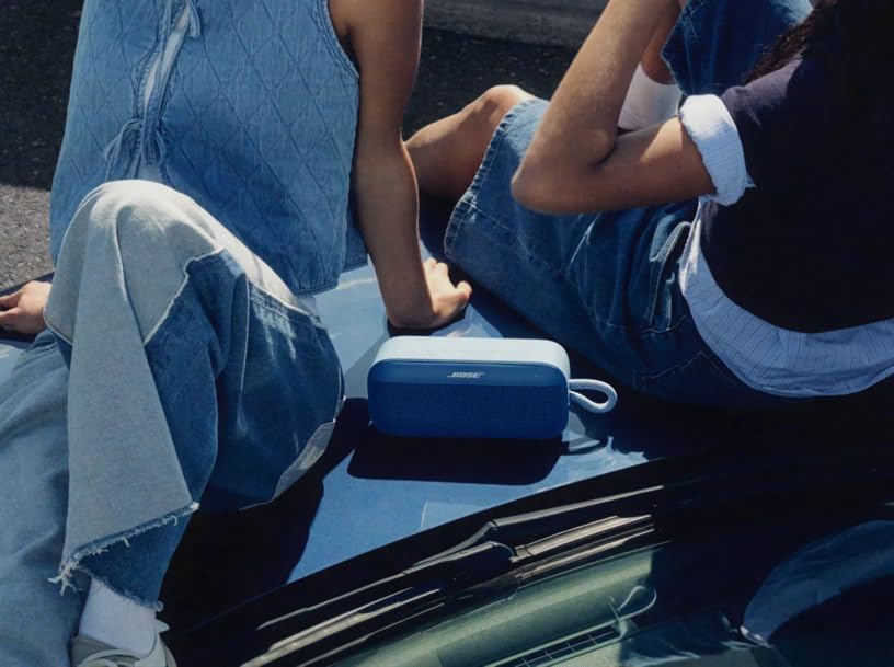 Bose SoundLink Plus Portable Bluetooth Speaker, Wireless Outdoor Speaker, Up to 20 Hours Battery Life, Waterproof and Dustproof + Green Extreme 20W 2-Port Wall Charger (Blue Dusk) - Image 7