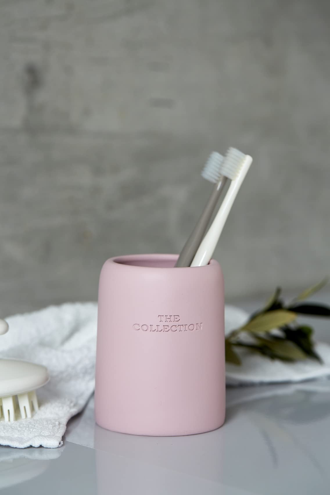 Gobelet Porte-brosse à Dents Wenko The Collection - Rose, Polyrésine, 8x10 Cm - Déco Salle De Bain Shabby Chic