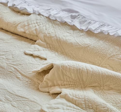 Brandream Beige Quilts Queen King Size Cotton Farmhouse Matelasse Coverlet Scalloped Edge Bedspreads Luxury Quilt Bedding Set 3-Piece 98x106 - image 7