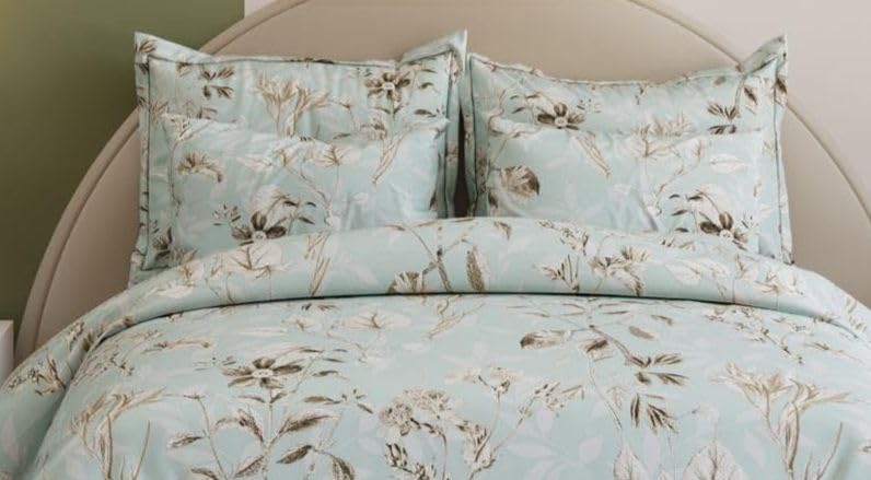 Image of Castiqa Cotton Feels Microfiber Fabric Floral Designs Super King Size Fitted Bedsheet with 2 Pillow Covers 72x78 inch (Fits Upto 12Inch Mattress) (Mint)
