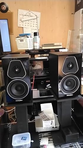 邦楽 the very best of enya artwork-440x220.jpg