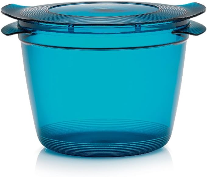 Tupperware MicroCook dish for cooking and reheating in a microwave oven (2.2QT)