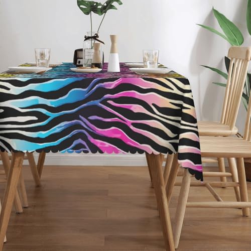 Nappe de fête arc-en-ciel pour une décoration de table de salle à manger