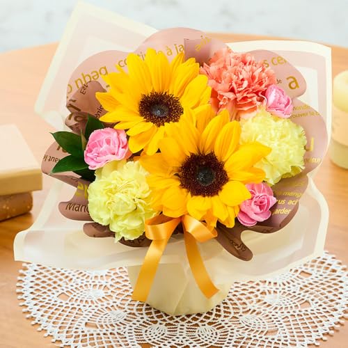 【母の日ギフト】 ベルーナ 母の日 そのまま飾れる 花束 (イエロー / 縦23cm × 横18cm / メッセージカード付き) カーネーション 花 カラーブーケ ギフト プレゼント 【2026年05月06日(水) - 05月10日(日)】お届け