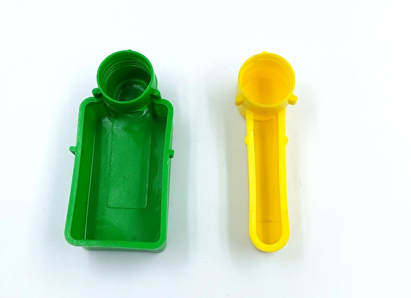 Automatic Bottle Water & Food Dispenser for Birds (Cages & Outdoors) (B0D39TX988) Amazon Price History, Amazon Price Tracker