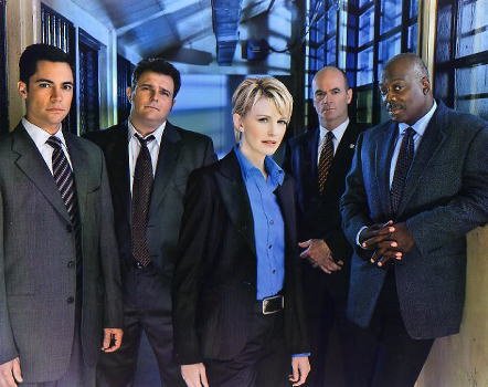 キャスリン・モリス直筆サイン入り超大型写真‥コールドケース 迷宮事件