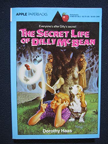 The Secret Life of Dilly McBean 0590431382 Book Cover