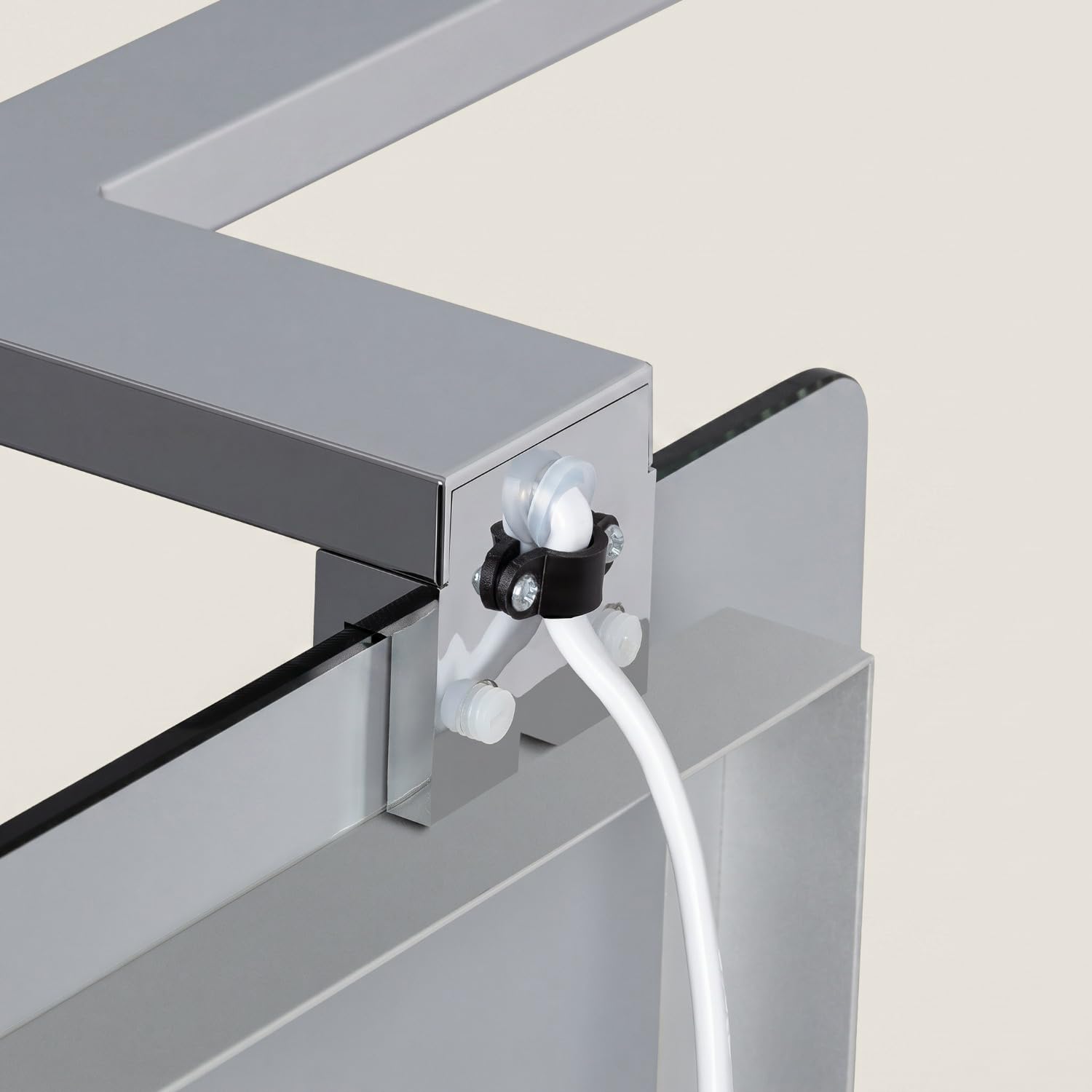 LEDKIA LIGHTING Aplique Espejo Baño Carl 5W Plata 6000K Blanco Frío