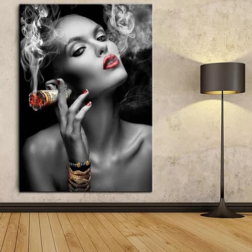 Peinture murale femme sexy au salon créez un coin branché