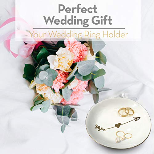 Ceramic Heart with Arrow Ring Holder White & Decorative Gold | Ring, Bracelet, Jewelry, Trinket Tray/Dish | Great for Wedding Ring, Earrings, Diamond Ring & Engagement Ring Holder | Office & Home Decor