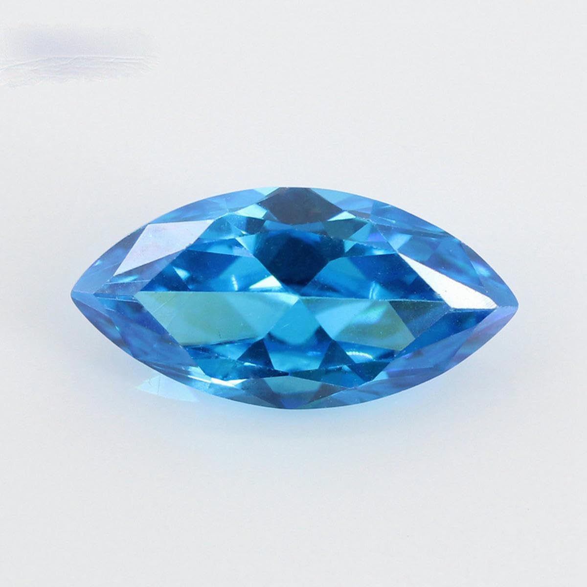 Lot de 50 perles synthétiques multicolores brillantes en oxyde de zirconium de forme marquise pour bijoux - 2 x 4 mm ~ 10 x 20 mm - 6 x 12 mm
