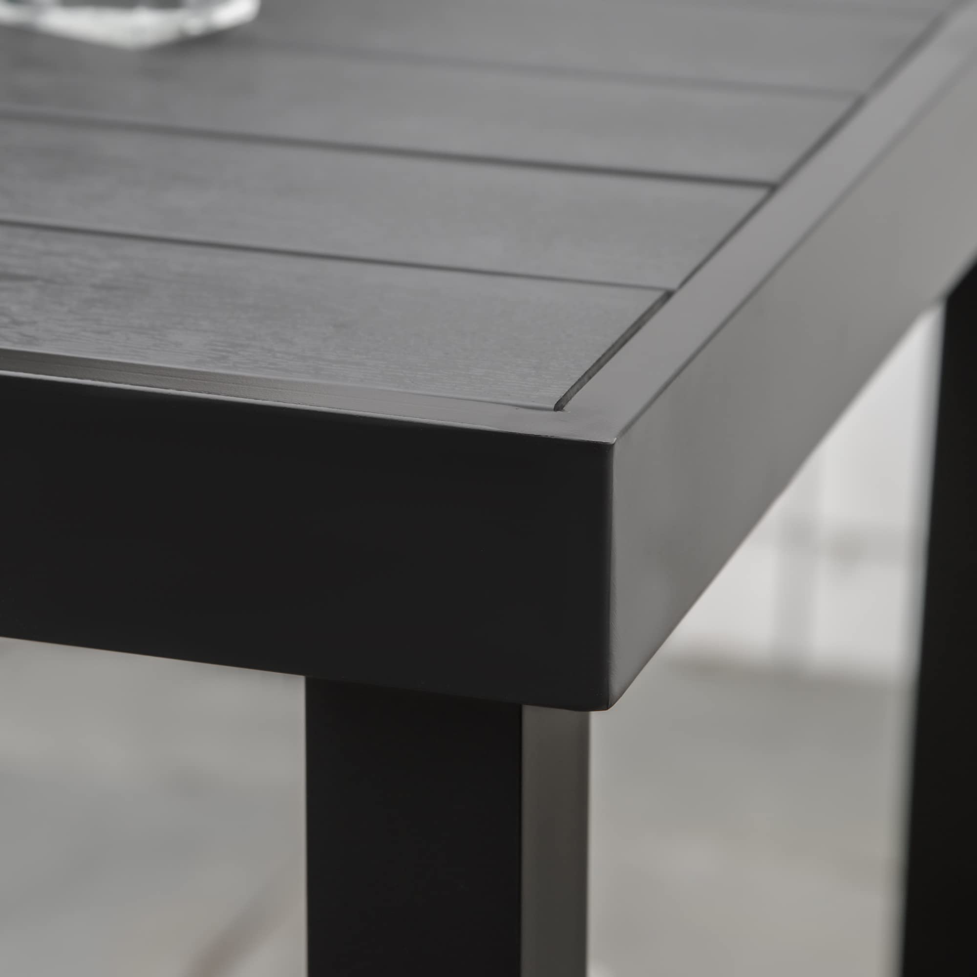 Outsunny Gartentisch für 6 Personen Esstisch Aluminiumtisch Gartenmöbel Loungemöbel pflegeleicht Kunststoff Natur+Schwarz 80 x 80 x 74 cm