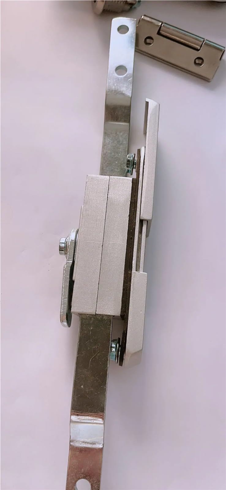 MS820 Elektryczny zamek łączący do metalowych drzwi szafki