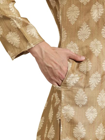 Image of SOJANYA Men Kurta Sets