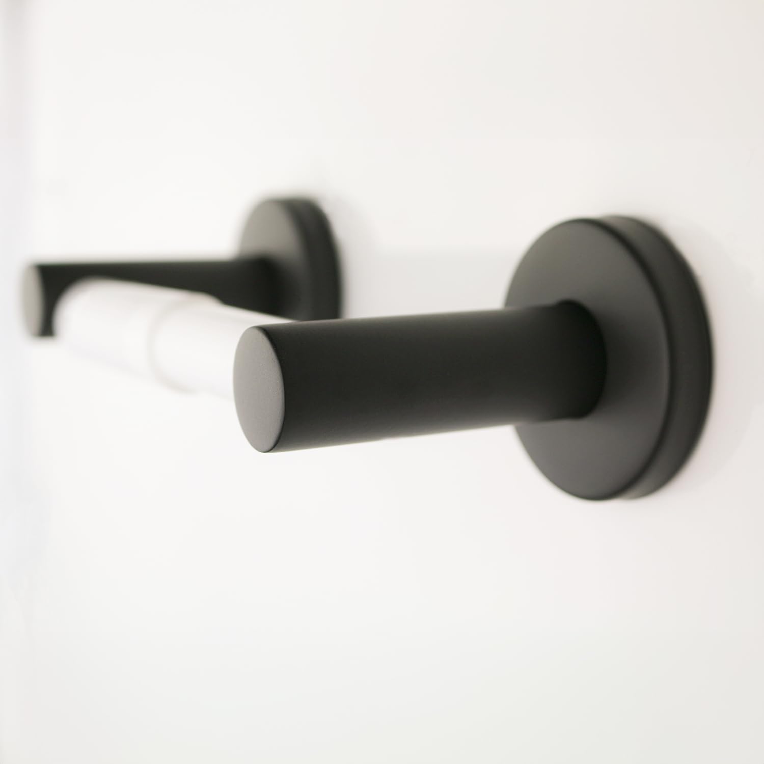 Seachrome Coronado Bathroom Toilet Paper Holder with Spring Loaded Roller, 304 Stainless Steel, Matte Black