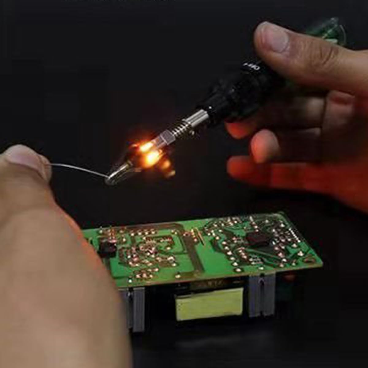 POFET Saldatore a Gas, Penna per Saldatore Wireless, Torcia Professionale a butano Senza Fili per Uso Esterno