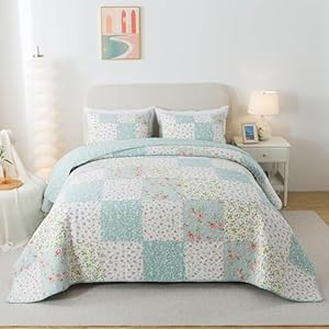 Soul & Lane Whispering Flowers Cotton Quilt Set - Twin Size with 1 Sham, White and Blue Pieced Patchwork Design, Country Floral Quilted Comforter, Lightweight Summer Farmhouse Bedding Soul Lane Whispering Flowers Cotton Quilt Set Twin Size with 1 Sham White and Blue Pieced Patchwork Design Country Floral Quilted Comforter Lightweight Summer Farmhouse Bedding