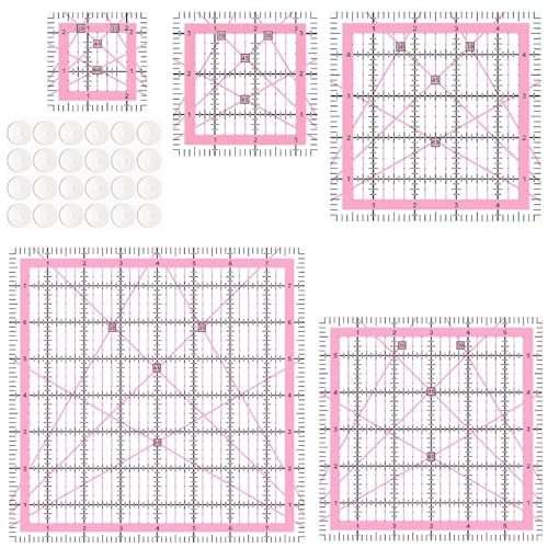 Ideale per creativi e professionisti:Che tu sia un sarto esperto o un principiante del fai-da-te, con questo righello patchwork e squadra grande lavori in modo preciso ed efficiente. Il righello da cucito rende ogni progetto più semplice, pulito e professionale – esattamente ciò che serve in atelier o a casa