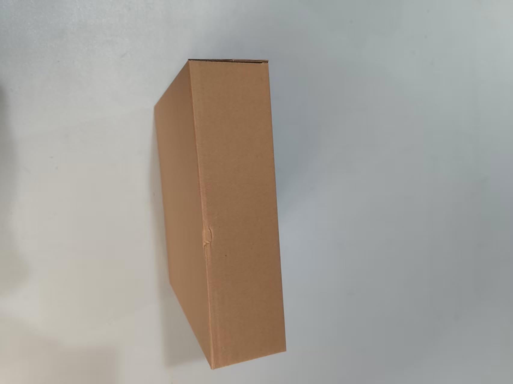 Lot de 100 aimants de réfrigérateur carrés 50 mm × 50 mm avec boîtier en métal, dos en plastique, aimant doux et feuille arc-en-ciel