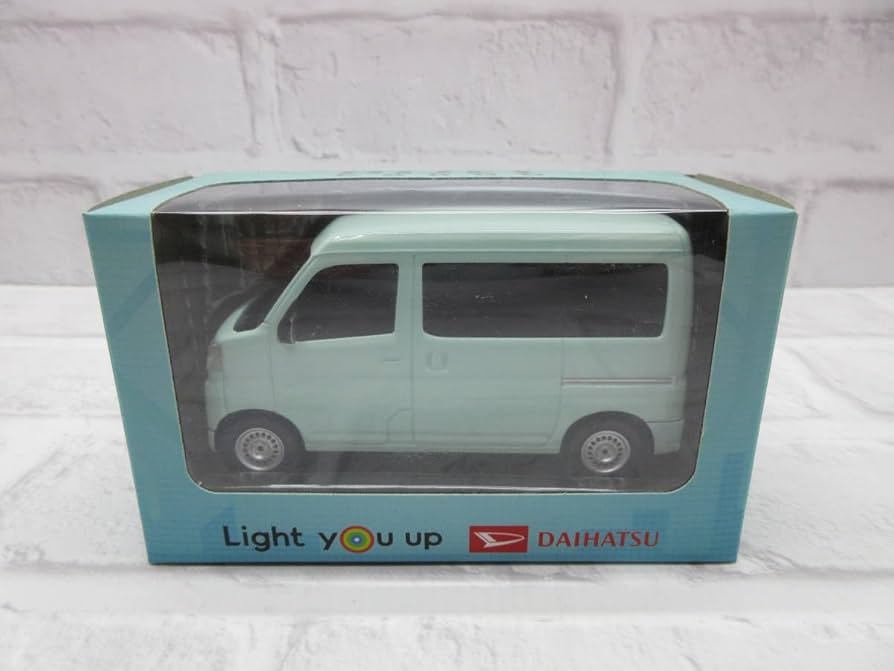 Amazon.co.jp: ダイハツ 新型ハイゼットカーゴ アイスグリーン