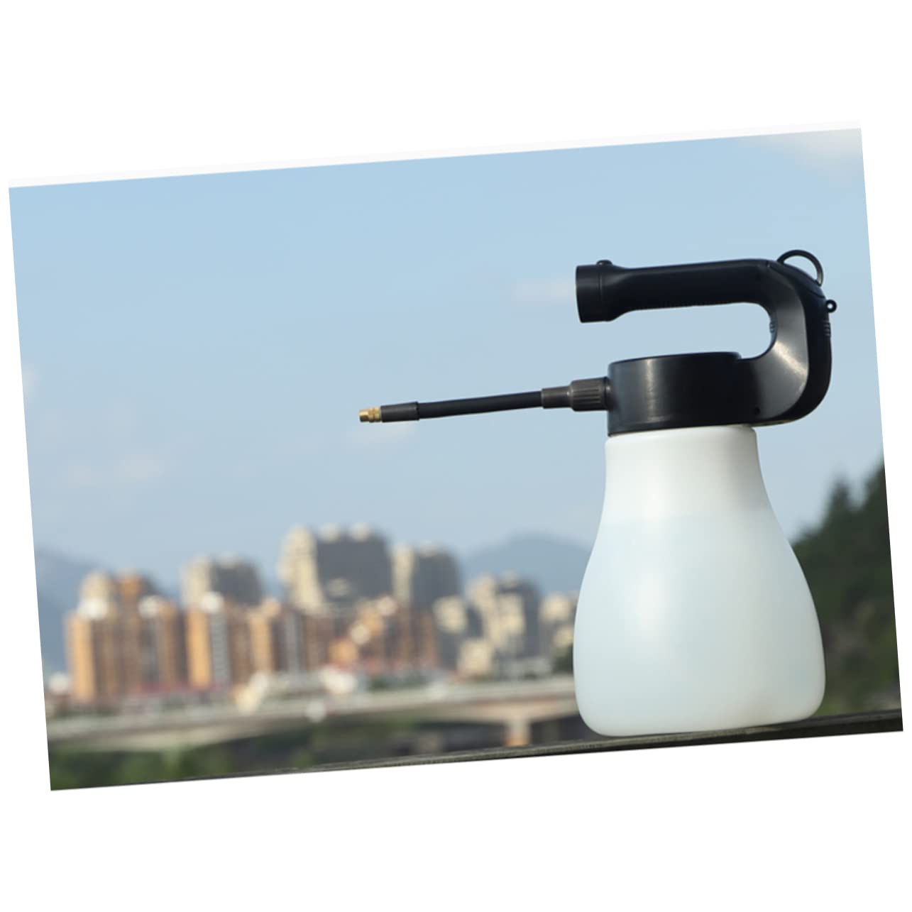 Happyyami Elektrische Gießkanne Mit Verstellbarer Kupferdüse Tragbare Automatische Sprühflasche USB-ladesprüher Für Garten Und Weiß