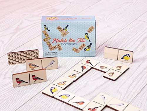 Juego de dominó con piezas de madera en caja de viaje miniatura 4