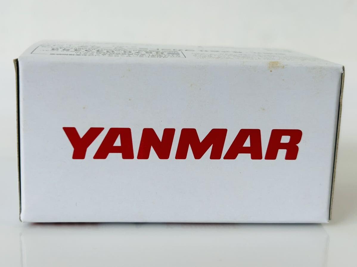 Amazon.co.jp: トミカ ヤンマー特注 YANMAR YT01 ADVANCED TRACTOR