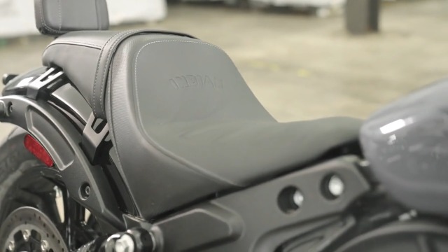 Amazon.com: Indian Motorcycle 2-Up Scout Rider Passenger Seat for