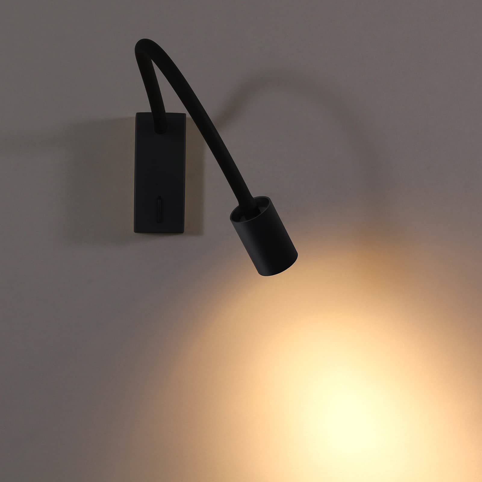 DAWALIGHT Applique da Parete per Lettura 5W LED Luce di Lettura a Collo di Cigno 3000K Bianco caldo Applique da Comodino a Parete per la notte per la Notte Soggiorno Studio, Alluminio, Nero