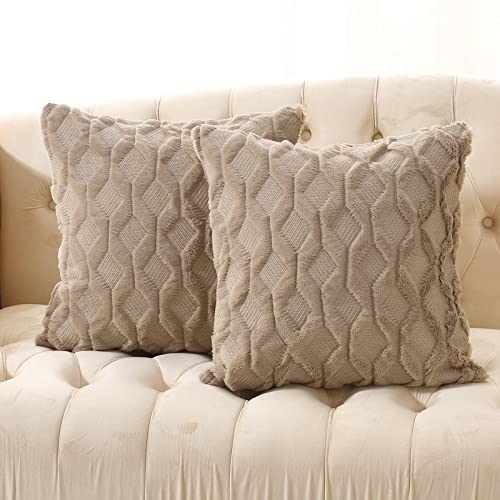Volcanics Pack of 2 Faux Wool Throw Pillow Covers 20x20 Inches Decorative Farmhouse Velvet Couch Pillow Case Soft Plush Square Boho Cushion Pillowcase, Light Brown