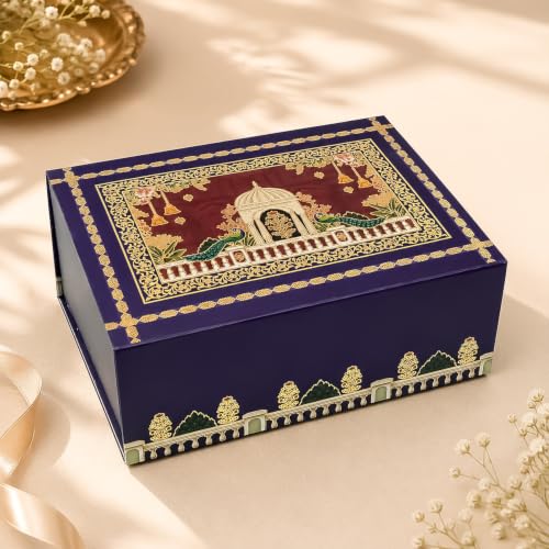 Image of Kura by Ekhasa Large Foldable Gift Box (26.5 x 21 x 11 cm)