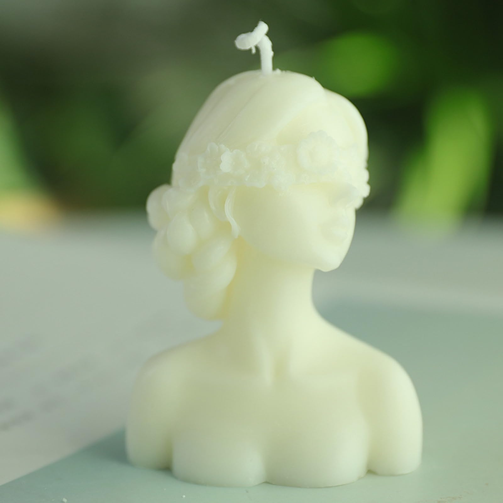 Maiden Bust Statue Scented Candle,100G Aroma Soy Wax Greek Vegan Aesthetic Decorative Candle for Table Photo Prop Birthday,Prefect Gift for Meditation Stress Relief Mood Boosting Bath Yoga (White)