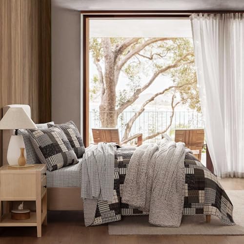 Image of Eddie Bauer - King Quilt Set, Naturally Soft Cotton Bedding w /a Lightweight Feel for All-Year Comfort, Reversible w /Matching Pillowcases, 3 Piece Bed Set (Antique Brown)