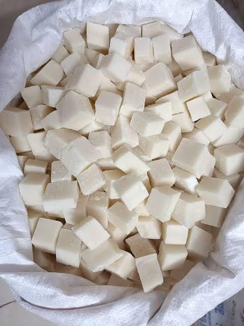 AA+ Soy Wax for Candle Making 1kg (Can be Used for Moulds & Jars Both)-image-29