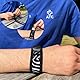 ATC Handels GmbH Para’Kito Anti-Mücken Armband inkl. 2 Pellets für Kinder und Erwachsene - Mückenschutz, Mückenabwehr, Schutz gegen Mücken für Hand- und Fußknöchel, Wellen pink