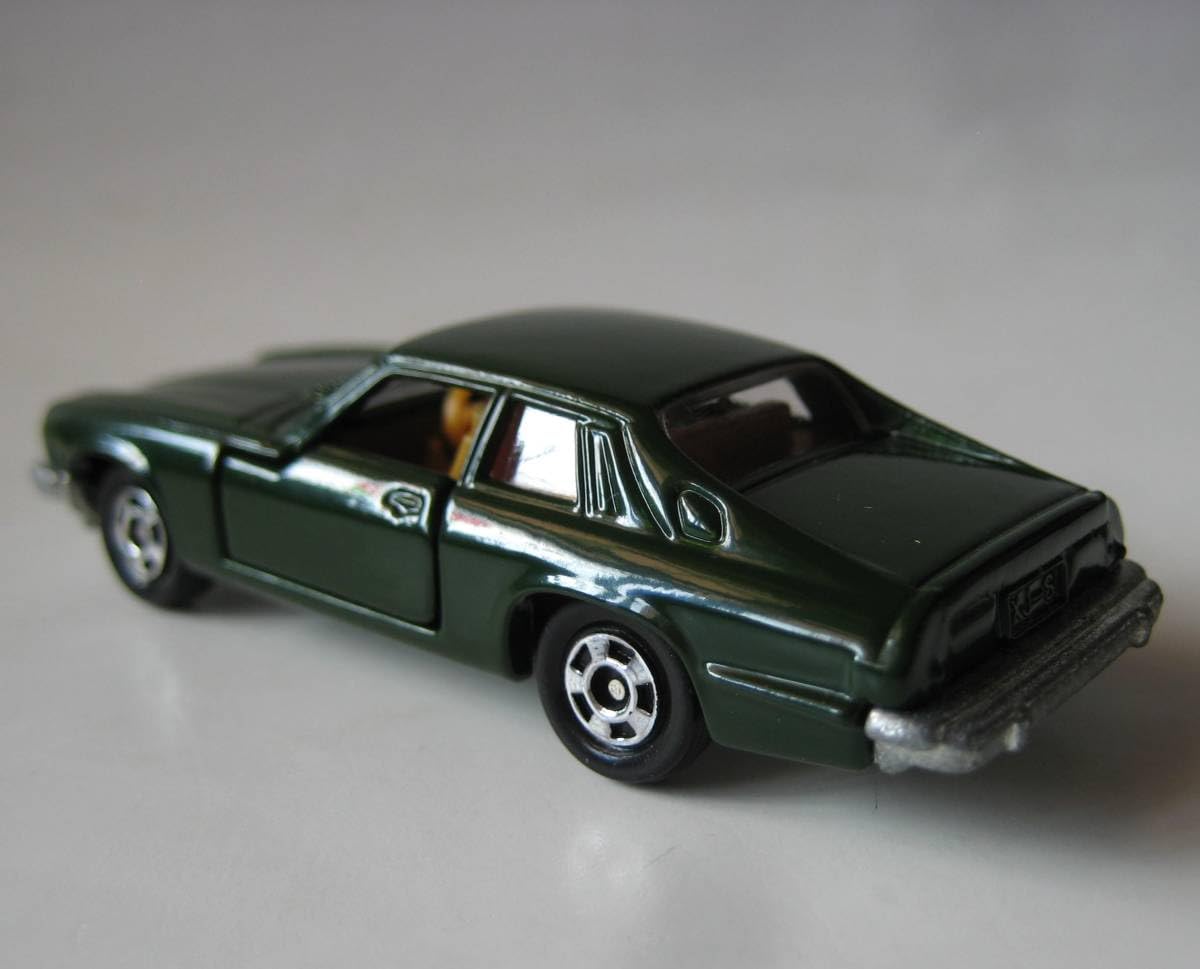 Amazon.co.jp: ジャガー XJ－S JAGUAR XJ－S トミカ 30周年