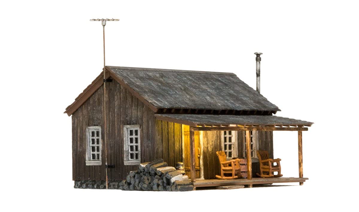 WOODLAND SCENICS Rustic Cabin O Scale