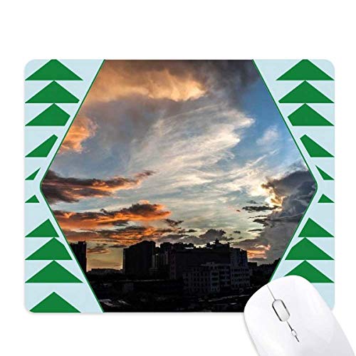 Tapis de souris green pine tree et ville crépuscule grand confort en caoutchouc