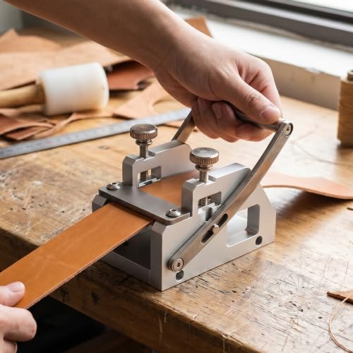 Machine à effiler le cuir manuelle pour éviter les erreurs de parage