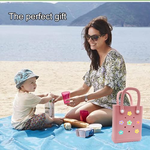 Mini Rubber Beach Tote Bag, 6.5''x8.0''x3.1''(L/H/W), Waterproof Beach Bag with Random Charms4